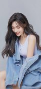 汉子的手伸到女人的里 汉子的手伸到女人的里